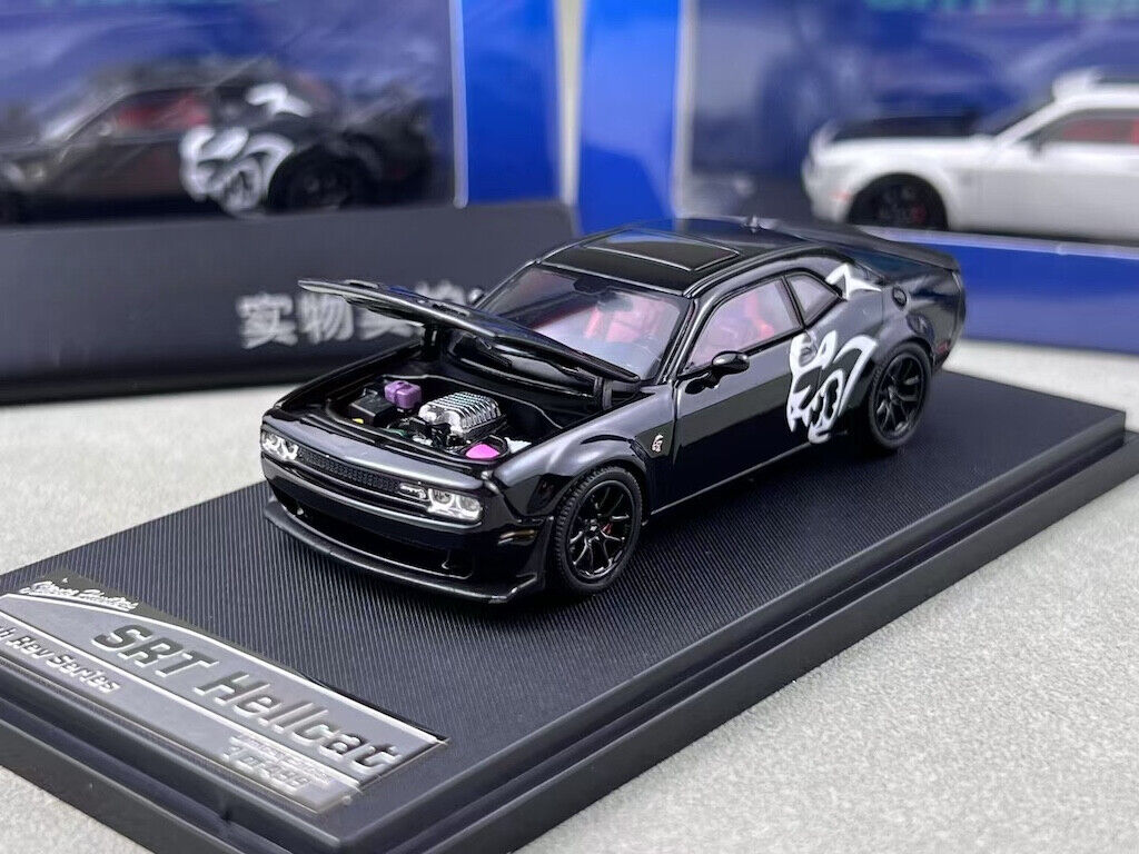 SH 1:64 Black SRT Hellcat Muscle Sports Model Diecast Metal Car New Collection