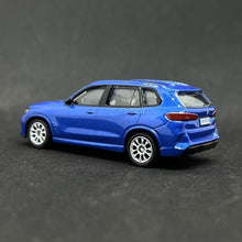 Load image into Gallery viewer, CCA 1:64 Blue X5M City SUV Sports Model Toy Diecast Metal Car New Collection
