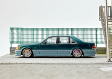Load image into Gallery viewer, SW 1:64 Green S600 W140 VIP Sedan Sports Model Diecast Metal Car New Collection
