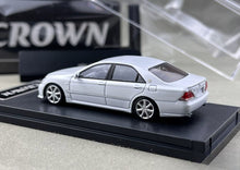 Load image into Gallery viewer, MT 1:64 White Crown S184 12th Sedan Sports Model Diecast Metal Car New Collection
