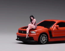 Load image into Gallery viewer, 1:64 Painted Figure Model Miniature Resin Diorama Toy Sand Sitting Sexy Woman

