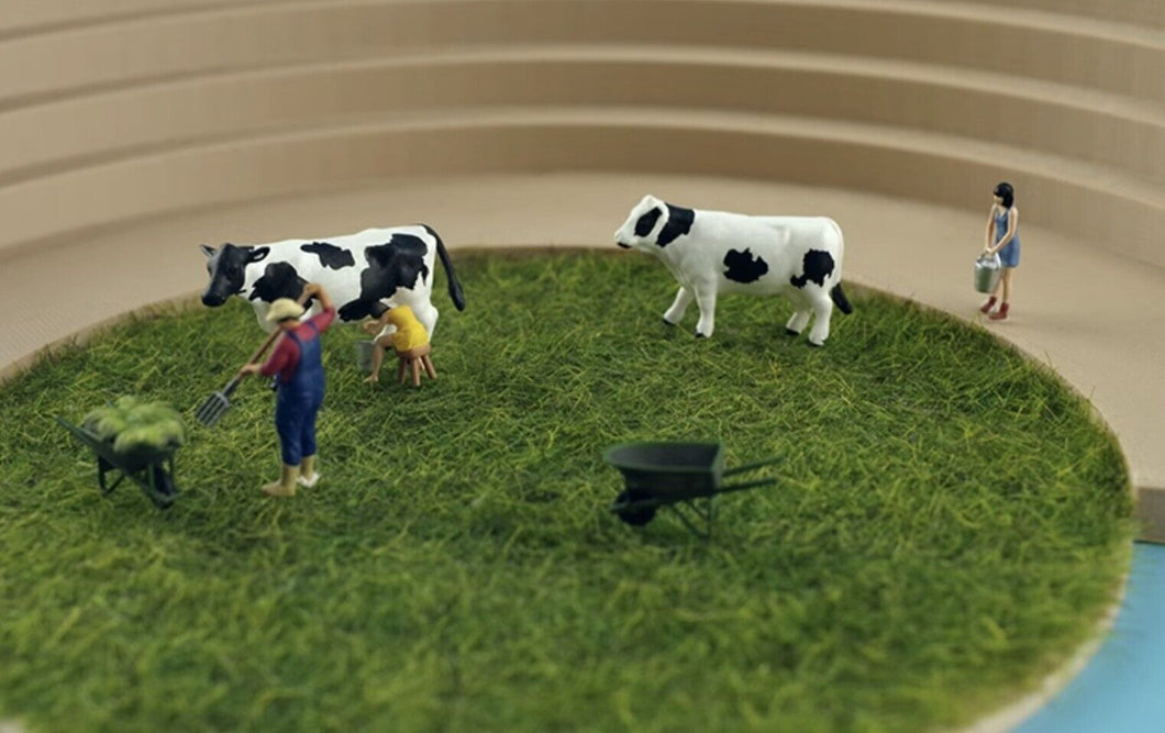 1:64 Painted Figure Model Miniature Resin Diorama Farmer Girls Cows Carts Set