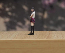 Load image into Gallery viewer, 1:24 Painted Figure Model Miniature Resin Diorama Sand Girl in JK Uniform Lady
