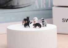 Load image into Gallery viewer, 1:64 Painted Figure Model Miniature Resin Diorama Sand Cats and Dogs Set Pet Toy
