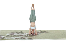 Load image into Gallery viewer, 1:64 Painted Figure Mini Model Miniature Resin Diorama Yoga Sport Woman Lady TOY
