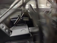 Load image into Gallery viewer, MH 1:18 JDM Gray Skyling GTR R32 Nismo Sports Model Diecast Resin Car New Collection
