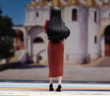 Load image into Gallery viewer, 1:24 Painted Figure Model Miniature Resin Diorama Sexy Red Dress Lady Woman Sand
