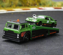 Load image into Gallery viewer, Maisto 1:64 Ramp Trailer Truck 1993 Ford SVT Cobra Model Toy Metal Car BN
