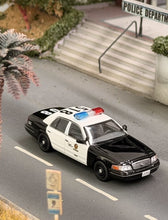 Load image into Gallery viewer, GOC 1:64 HEC LAPD Crown Victoria CV Police 518 Model Diecast Metal Car New Collection
