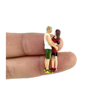 Load image into Gallery viewer, 1:64 Painted Figure Mini Model Miniature Resin Diorama Lover Couple Love Romance
