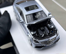 Load image into Gallery viewer, Mortal 1:64 Ice Blue CLS63 4matic Sedan Sports Model Diecast Metal Car New Collection
