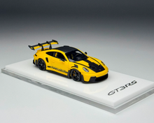 Load image into Gallery viewer, 1:64 SUHE Yellow 911 GT3 RS Sports Model Diecast Resin Car New Collection
