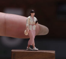 Load image into Gallery viewer, 1:64 Painted Figure Model Miniature Resin Casual Girl Trendy Lady Holding Drink
