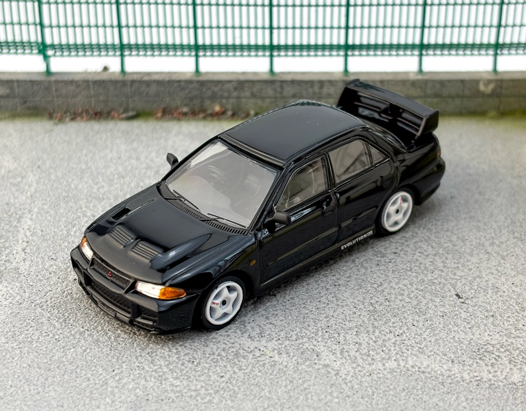 Tarmac 1:64 JDM Black Lancer GSR EVO III Sports Model Diecast Metal Car New Collection