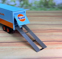Load image into Gallery viewer, FINE 1:64 Gulf Racing Peterbilt King Hauler Trailer Model Diecast Metal Car
