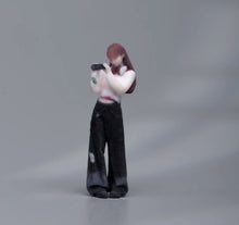 Load image into Gallery viewer, 1:64 Painted Figure Model Miniature Resin Diorama Taking Photo Woman Girl
