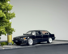 Load image into Gallery viewer, Minigt 1:64 Black 750IL Luxury Sedan Sports Model Diecast Metal Car BOX New Collection
