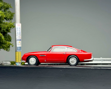 Load image into Gallery viewer, Minigt 1:64 Red Martin DB5 Classic Sports Model Diecast Metal Car Box New Collection
