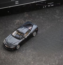 Load image into Gallery viewer, Bliss 1:64 APA Gray C6 Hard Top Muscle Sports Model Diecast Metal Car New Collection
