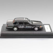 Load image into Gallery viewer, MK 1:64 Black Florida 1993 Town Car Taxi Sedan Model Diecast Metal Car Box New Collection
