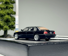 Load image into Gallery viewer, Minigt 1:64 Black 750IL Luxury Sedan Sports Model Diecast Metal Car BOX New Collection
