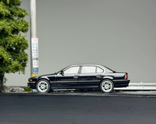 Load image into Gallery viewer, Minigt 1:64 Black 750IL Luxury Sedan Sports Model Diecast Metal Car BOX New Collection
