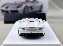 Load image into Gallery viewer, Nameless 1:64 APA White SLR Stirling Moss Sports Model Diecast Resin Car New Collection
