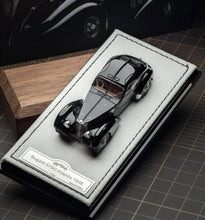 Load image into Gallery viewer, GFCC 1:64 APA 1938 57SC Atlantic RL Classic Model Diecast Metal Car Box New Collection

