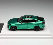 Load image into Gallery viewer, Bmer 1:64 Green X6M SUV Sports Model Diecast Metal Car Box New Collection
