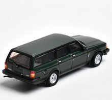 Load image into Gallery viewer, IM 1:87 Green Volvo 240 GL Break Wagon Sports Model Diecast Resin Car New Collection
