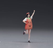 Load image into Gallery viewer, 1:64 Painted Figure Model Miniature Resin Diorama Pumpkin Girl Woman A
