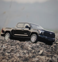 Load image into Gallery viewer, Masdi 1:64 2022 Black Tundra Pickup Truck Sports Model Diecast Metal Car New Collection
