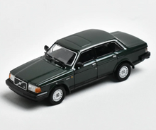 Load image into Gallery viewer, IM 1:87 Green Volvo 240 GL Saloon Sedan Sports Model Diecast Resin Car New Collection
