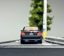 Load image into Gallery viewer, Minigt 1:64 Black 750IL Luxury Sedan Sports Model Diecast Metal Car BOX New Collection
