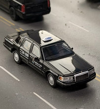 Load image into Gallery viewer, MK 1:64 Black Florida 1993 Town Car Taxi Sedan Model Diecast Metal Car Box New Collection
