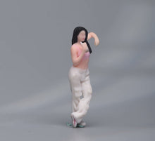 Load image into Gallery viewer, 1:64 Painted Figure Model Miniature Resin Diorama Standing Lady Woman In Pink
