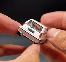 Load image into Gallery viewer, Masdi 1:64 APA White 5 GT Turbo Classic Sports Model Diecast Metal Car New Collection
