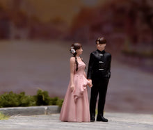 Load image into Gallery viewer, 1:64 Painted Figure Model Miniature Resin Diorama Wedding Couple Bride Groom
