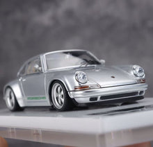 Load image into Gallery viewer, Zincit 1:43 Silver Singer Coupe Classic Sports Model Diecast Metal Car Box New Collection
