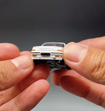 Load image into Gallery viewer, Masdi 1:64 APA White 5 GT Turbo Classic Sports Model Diecast Metal Car New Collection
