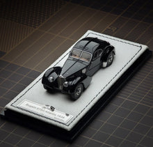 Load image into Gallery viewer, GFCC 1:64 APA 1938 57SC Atlantic RL Classic Model Diecast Metal Car Box New Collection
