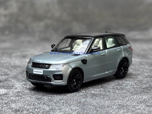 Load image into Gallery viewer, WHELART 1:64 2018 Silver Range Rover Sports SUV Model Diecast Metal Car New Collection
