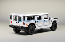 Load image into Gallery viewer, 1:64 596Model White H1 SUV Off Road Sports Model Diecast Metal Car New
