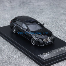 Load image into Gallery viewer, King 1:64 Black CLS63 Shooting Brake Wagon Sports Model Diecast Metal Car New Collection
