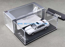 Load image into Gallery viewer, DCM 1:64 White E38 740iL Luxury Sedan Sports Model Diecast Metal Car New Collection

