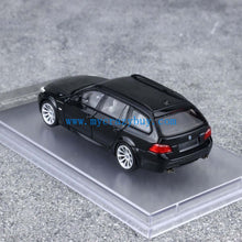 Load image into Gallery viewer, King 1:64 Black M5 E60 Wagon Sports Model Diecast Metal Car New Collection
