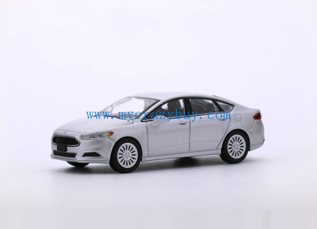 1:64 596 Silver 2013 Mondeo Fusion Sedan Sports Model Diecast Metal Car New Collection