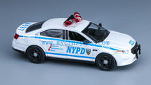 Load image into Gallery viewer, 1:64 596Model Ford Taurus NYPD Police Classic Model Diecast Metal Car New Collection

