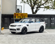 Load image into Gallery viewer, WHELART 1:64 2018 White Black Top Range Rover Sports Model Diecast Metal Car
