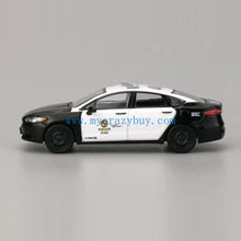 Load image into Gallery viewer, 1:64 596Model Mondeo Fusion LAPD Police Interceptor Model Diecast Metal Car
